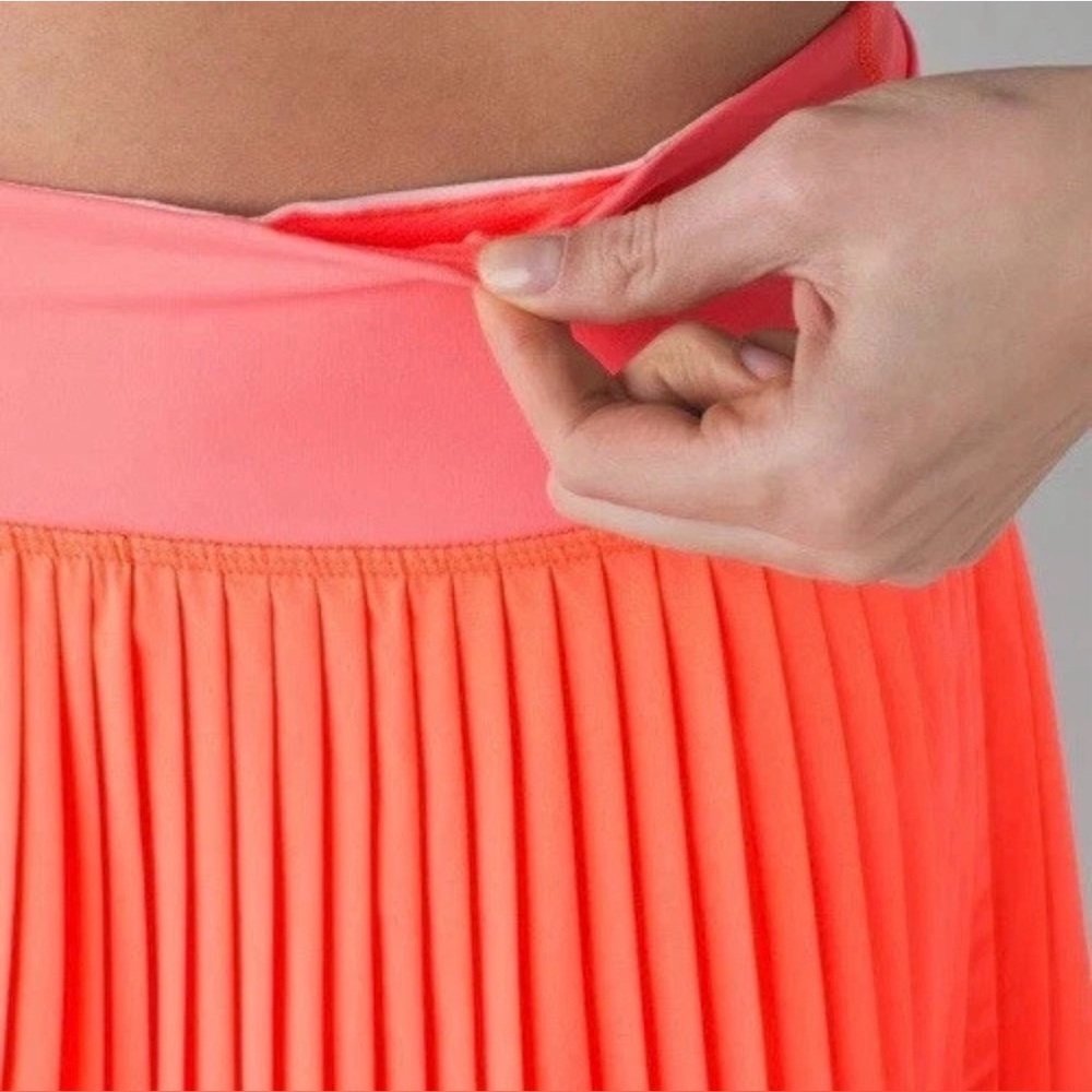 Lululemon Pleat To Street Skirt II- Grapefruit- Size 8 - Picture 6 of 10